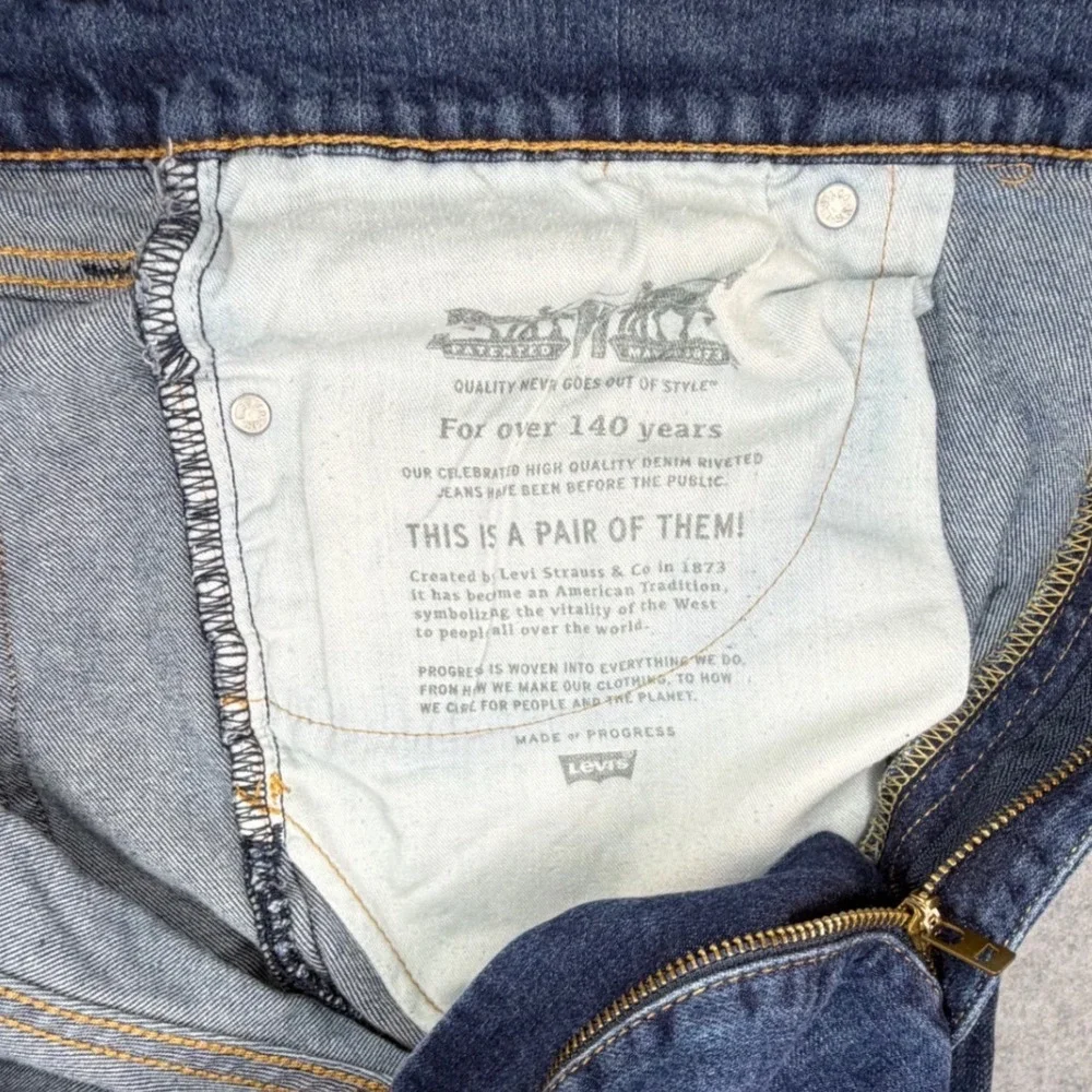 Levi's 541 Athletic Taper Jeans Mens 40x30 Dark‎ Wash Blue Stretch Denim